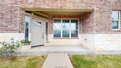 2139 Big River St in College Station, TX - Foto de edificio - Building Photo
