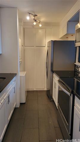 2100 Date St in Honolulu, HI - Building Photo - Building Photo