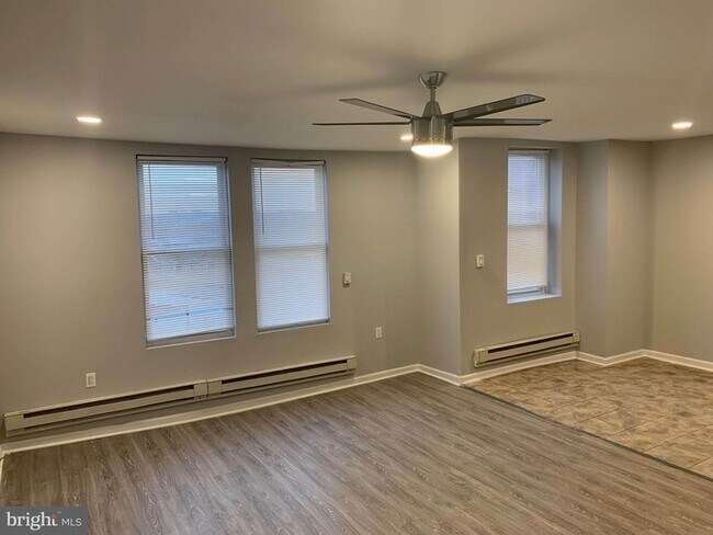 6001 N 17th St, Unit 102 in Philadelphia, PA - Building Photo - Building Photo