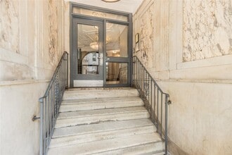 29 Convent Ave in New York, NY - Building Photo - Building Photo