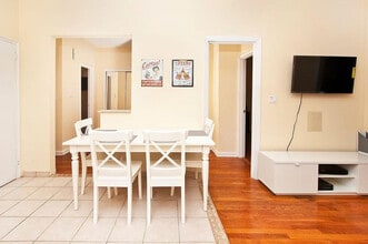 236 E 80th St in New York, NY - Building Photo - Building Photo