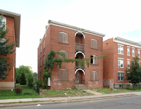 17 Squire St in Hartford, CT - Building Photo - Building Photo