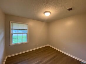 4406 Gazette Dr SW in Huntsville, AL - Building Photo - Building Photo