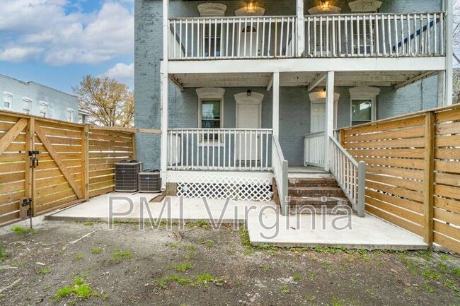 property at 731 W 38th St