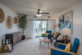 Augusta Park Estates in Mankato, MN - Foto de edificio - Interior Photo