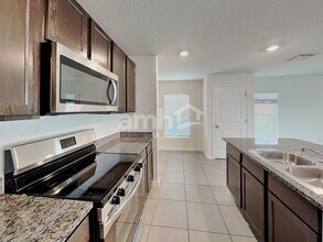 12241 High Rock Way in Parrish, FL - Building Photo - Building Photo