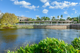 Via Lugano in Boynton Beach, FL - Foto de edificio - Building Photo