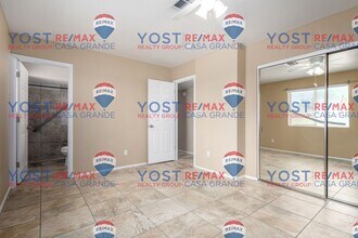 519 E Irene St in Casa Grande, AZ - Foto de edificio - Building Photo