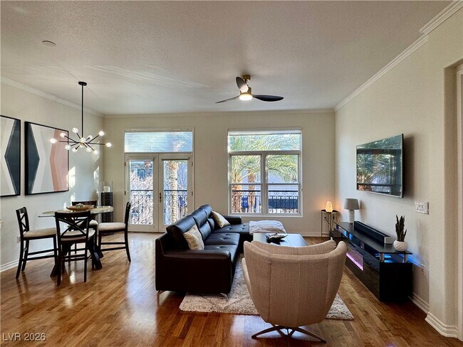 2260 Village Walk Dr in Henderson, NV - Building Photo - Building Photo