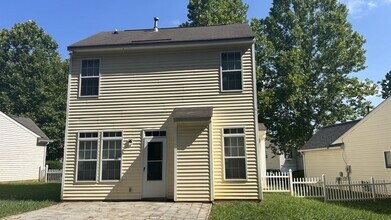 2840 Oasis Ln in Charlotte, NC - Building Photo - Building Photo