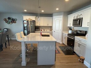 13874 S Greenford Ln in Herriman, UT - Building Photo - Building Photo