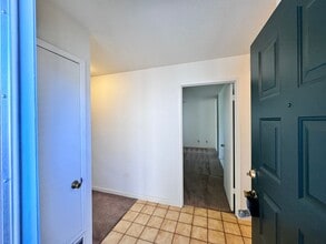718 Dorothy Way in Auburn, CA - Building Photo - Building Photo
