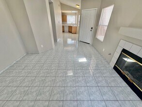 1420 Padre Bay Dr in Las Vegas, NV - Foto de edificio - Building Photo