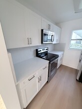 3228 Coral Ridge Dr in Coral Springs, FL - Foto de edificio - Building Photo