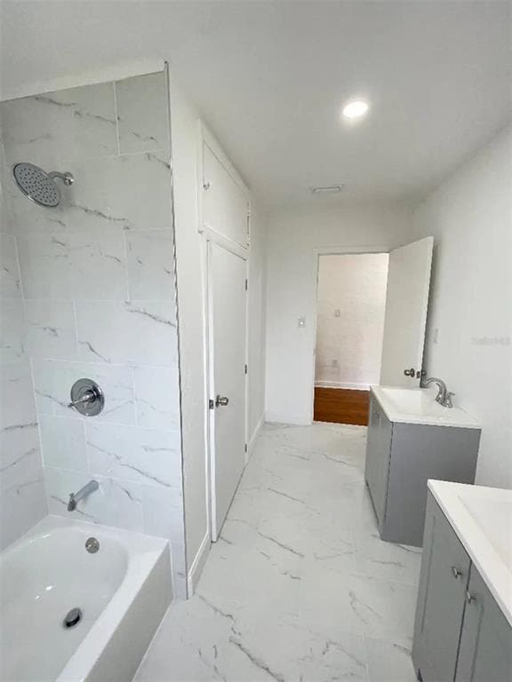 1045 E Lake Parker Dr in Lakeland, FL - Building Photo - Building Photo