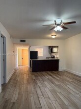 5510 N Lakewood Cir in Margate, FL - Building Photo - Building Photo