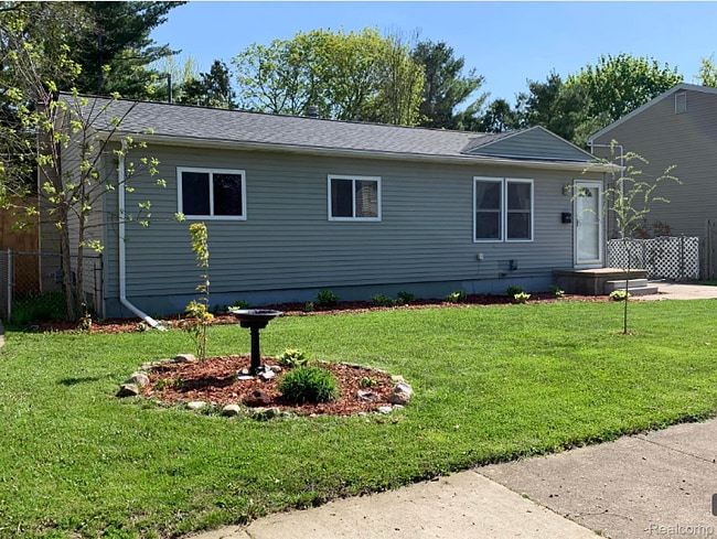 property at 1325 2nd St