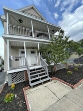 108 Pine St, Unit 1 in Attleboro, MA - Building Photo - Building Photo