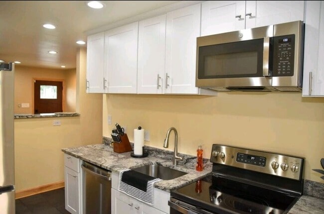 1917 Taylor Ave in Charlotte, NC - Building Photo - Building Photo