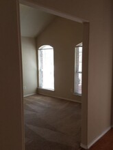 6717 Dream Dust Dr in North Richland Hills, TX - Foto de edificio - Building Photo
