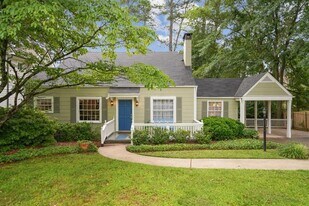615 Sycamore Dr in Decatur, GA - Building Photo