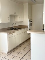 Bryant Street Apartments in Canoga Park, CA - Building Photo