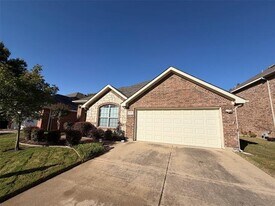 4618 Island Bay Dr in Arlington, TX - Building Photo