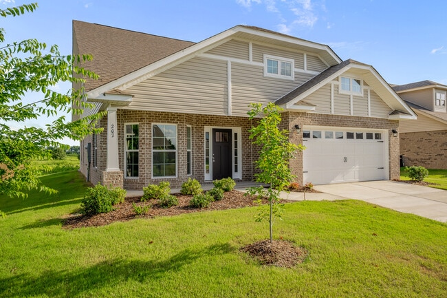 207 Taunton St in Huntsville, AL - Building Photo - Building Photo