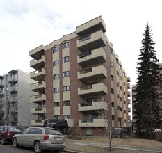 1311 15th St SW in Calgary, AB - Building Photo - Building Photo