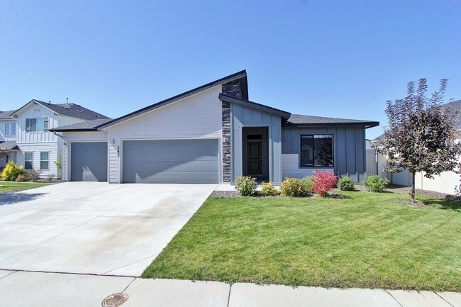 property at 2255 N Blue Marsh Wy