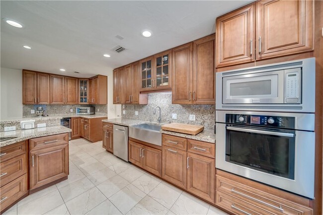 1728 NE 16th Ave in Fort Lauderdale, FL - Building Photo - Building Photo