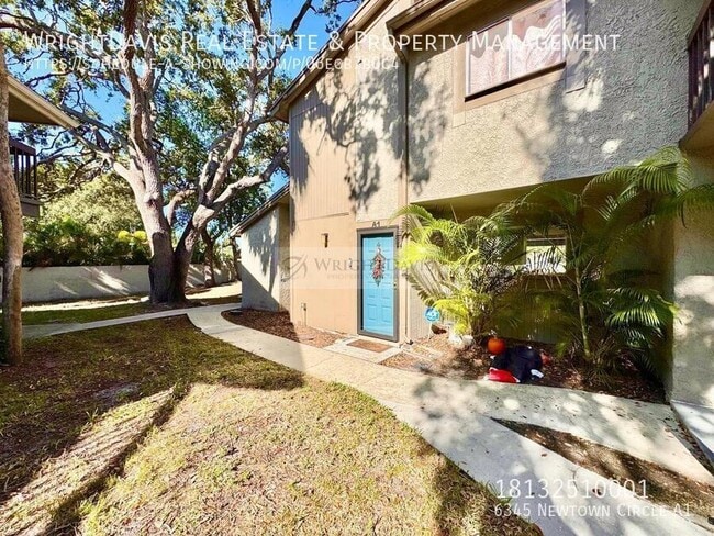 6345 Newtown Cir in Tampa, FL - Foto de edificio - Building Photo