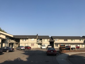 Kamden Terrace in Kennewick, WA - Building Photo - Building Photo