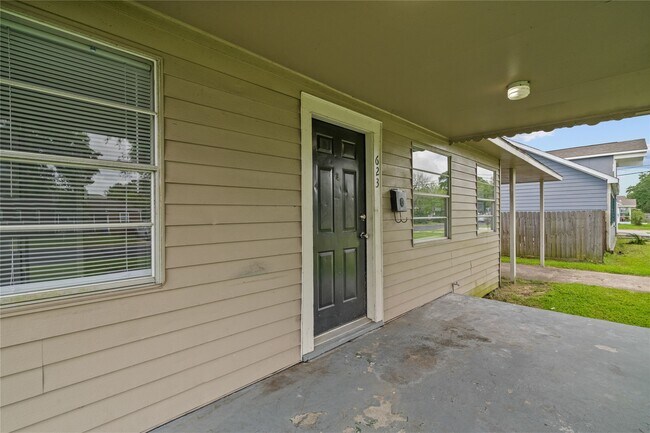 property at 623 18th Ave N