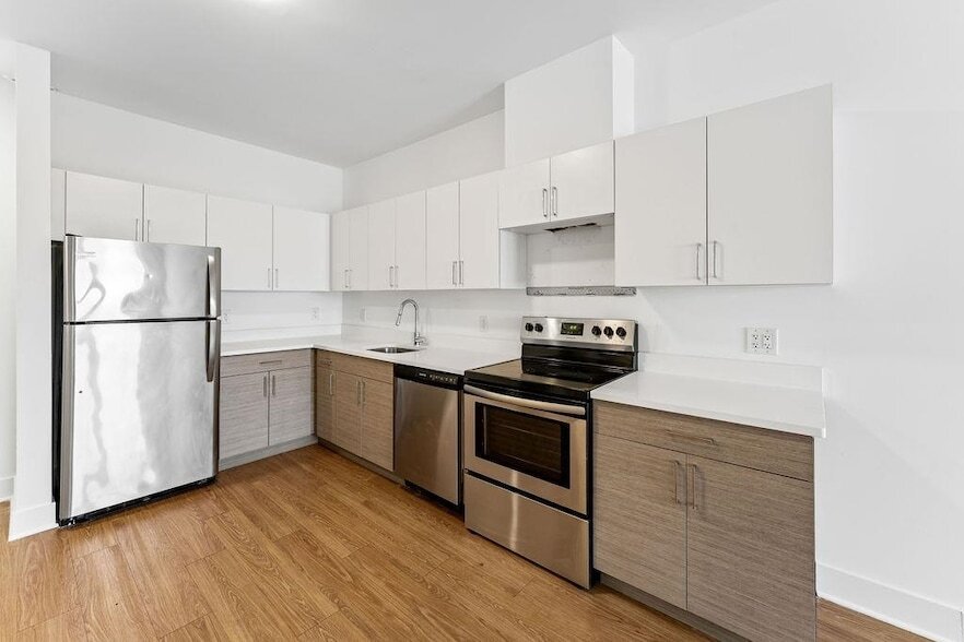 429 Bergen Ave, Unit 315 in Jersey City, NJ - Building Photo