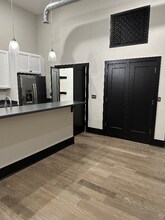 430-432 Main St, Unit 432 Main Apt 3 in Marseilles, IL - Building Photo - Building Photo
