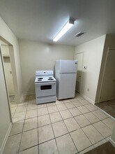 8154 Jefferson Park Dr in Baton Rouge, LA - Building Photo - Building Photo