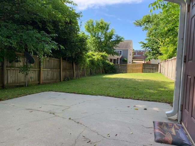 907 Claredon in Fayetteville, NC - Building Photo - Building Photo