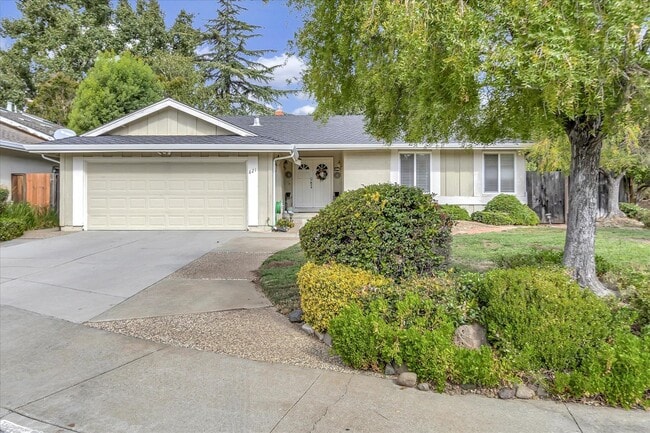 property at 821 Figwood Ct