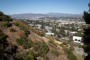 1631 Landa St, Unit 1631 in Los Angeles, CA - Foto de edificio - Building Photo