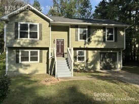 8325 Beechwood Ct in Riverdale, GA - Building Photo