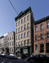 918 Willow Ave in Hoboken, NJ - Building Photo