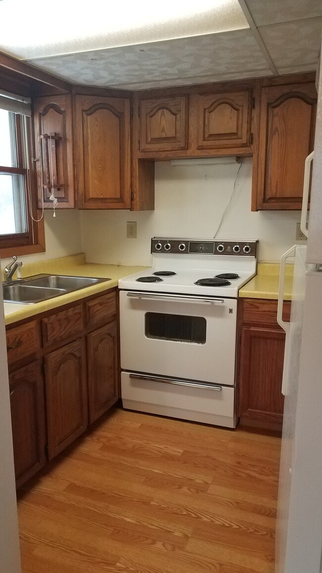 907 Park Ave NW, Unit A