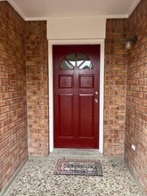 1802 Bobcat Ln in Harlingen, TX - Foto de edificio - Building Photo