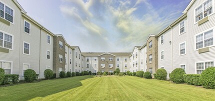 Holland House - Senior 55+ in Virginia Beach, VA - Building Photo - Building Photo