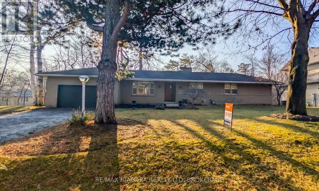 property at 262 Alscot Crescent