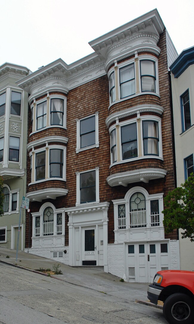 1120-1126 Montgomery St in San Francisco, CA - Foto de edificio - Building Photo