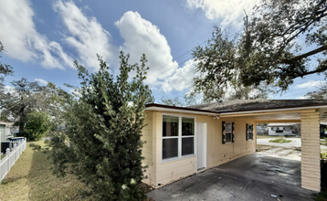 1260 Palmetto St in Clearwater, FL - Building Photo - Building Photo