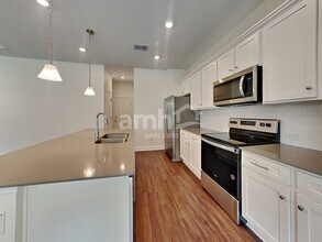 27265 St Andrews Ave in Wesley Chapel, FL - Building Photo - Building Photo