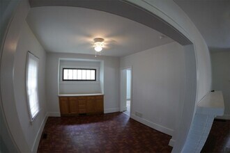 915 Woodstock Ave in Toledo, OH - Building Photo - Building Photo